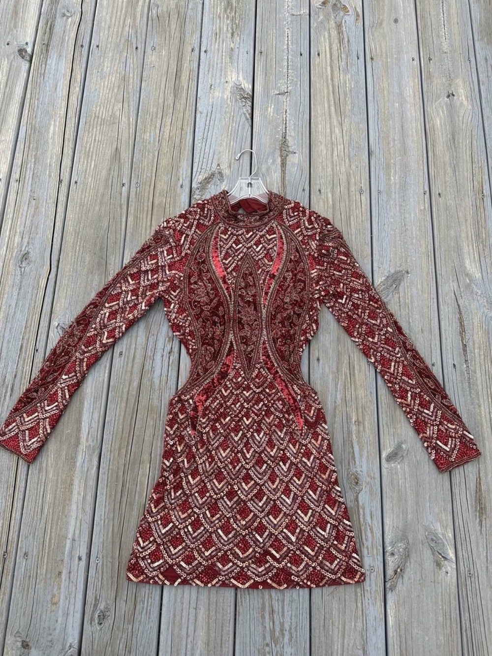 Sherri Hill Red Patterned Long-Sleeve Homecoming Dress